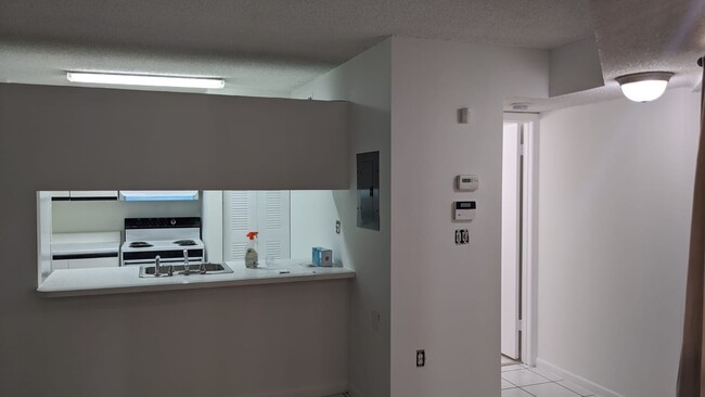 Building Photo - 15635 SW 74th Cir Dr