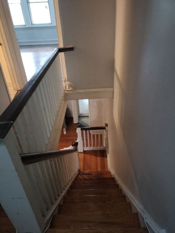 Building Photo - 1129 S 56th St