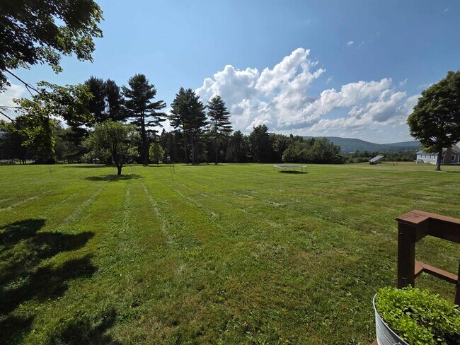 Building Photo - 276 Shaker Hill Rd