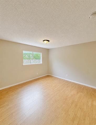 Building Photo - 1409 Glacier Dr