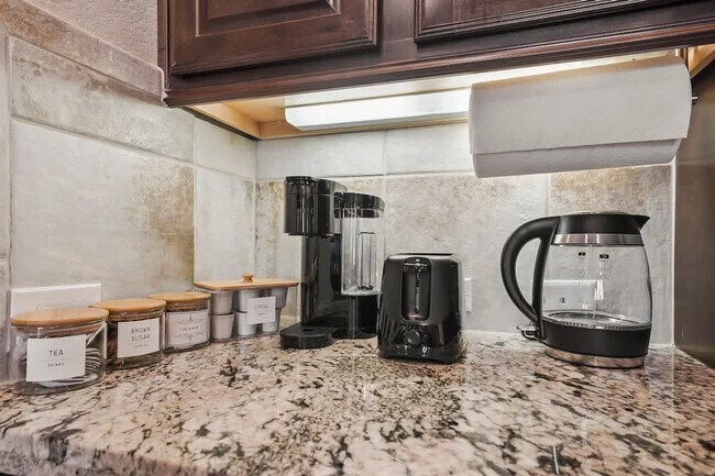 Building Photo - 10605 Enclave Springs Ct