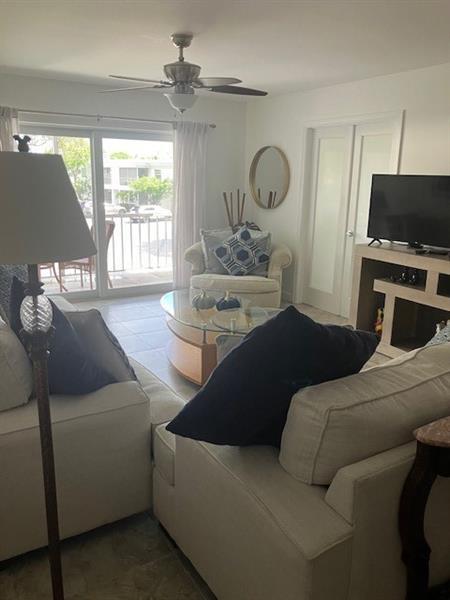 Primary Photo - 6329 Bay Club Dr