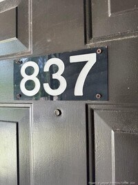 Building Photo - 837 Applewood Ln