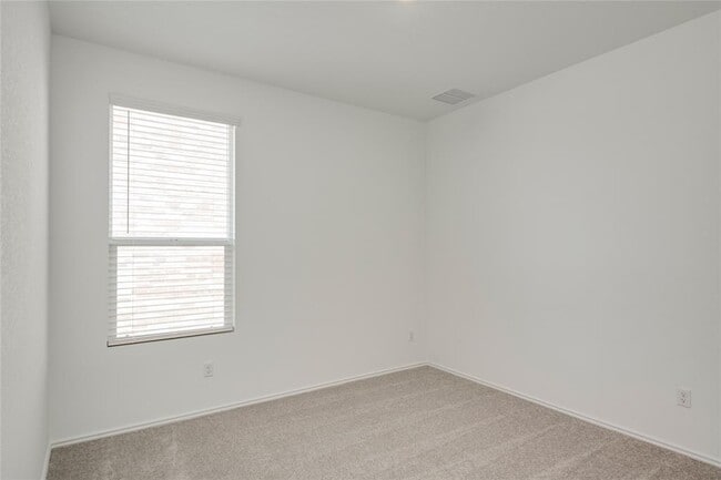 Building Photo - 324 Rock Spgs Dr