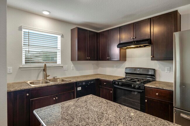 Building Photo - 3314 Angus Crossing