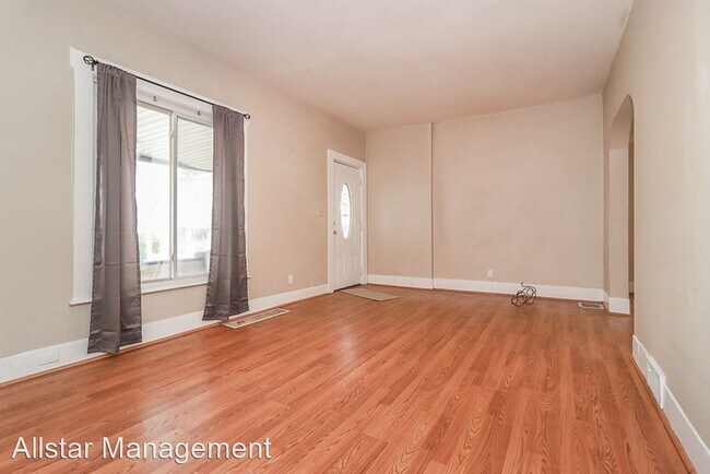 Building Photo - 2 br, 1 bath House - 4413 Woburn Avenue, Down