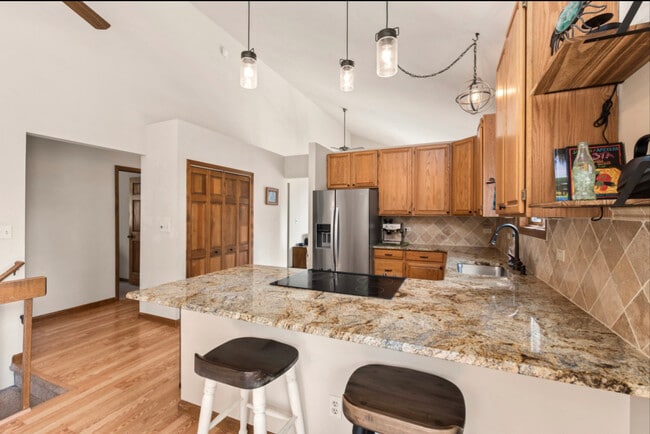 Building Photo - 30540 Rand Rd