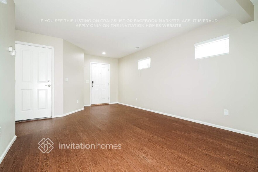 Building Photo - 3524 Celebration Ave E