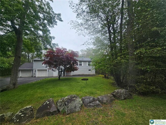Primary Photo - 9733 Cardinal Ln