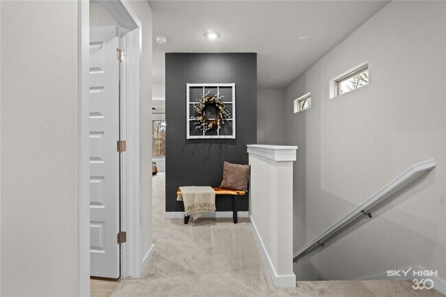 Building Photo - 3 Kilham Ln