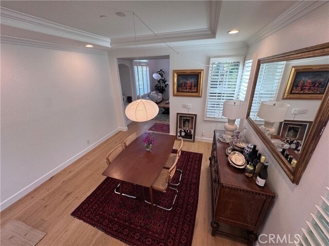 Building Photo - 2553 Santa Ana Ave