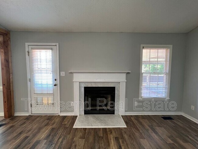 Building Photo - 539 Killeen Rd