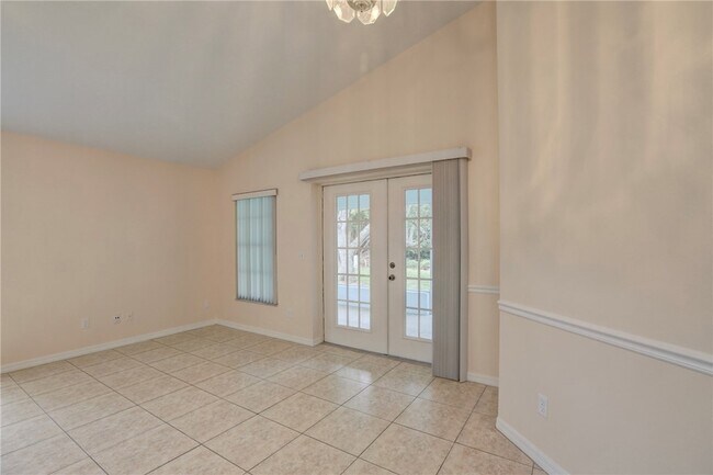 Building Photo - 11187 Airport Dr