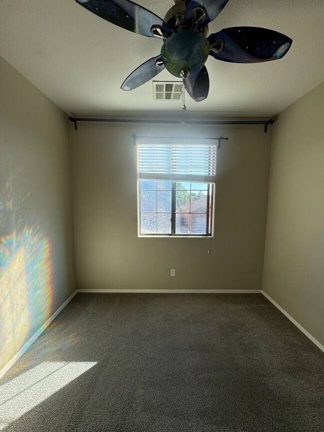 Building Photo - 4 bedroom in Sun Groves in Chandler