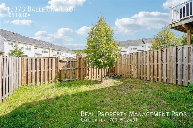 Building Photo - 15373 Ballerina Lp