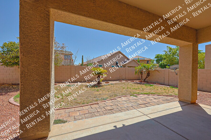 Building Photo - 7005 S 57th Ave