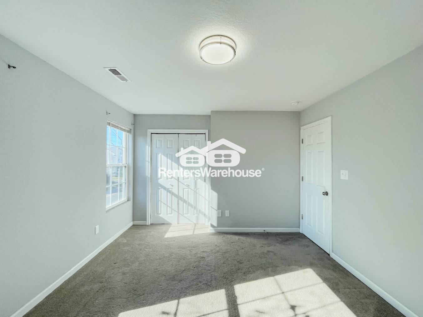 Building Photo - 1900 County St