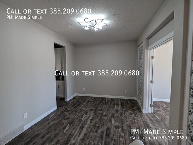 Building Photo - 8995 Cornwall Way