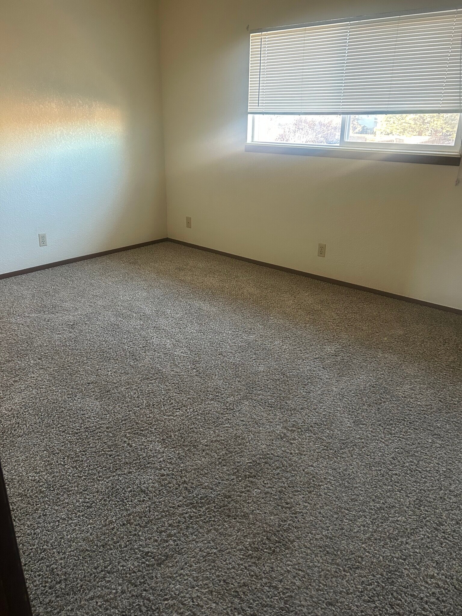 Building Photo - 4022 Garden Ct