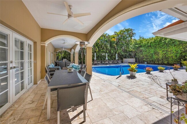 Building Photo - 6200 Granada Blvd