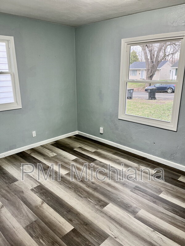 Building Photo - 1909 Swygart Ave