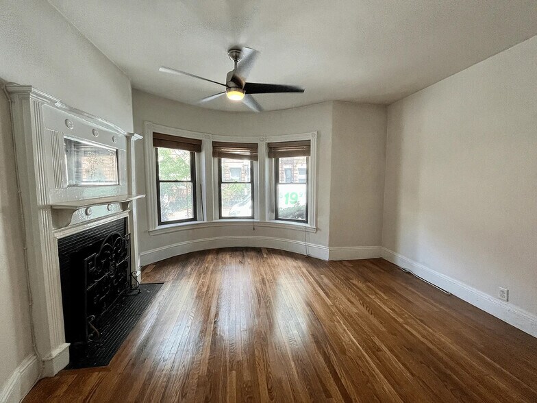 Building Photo - 48 Saint Germain St