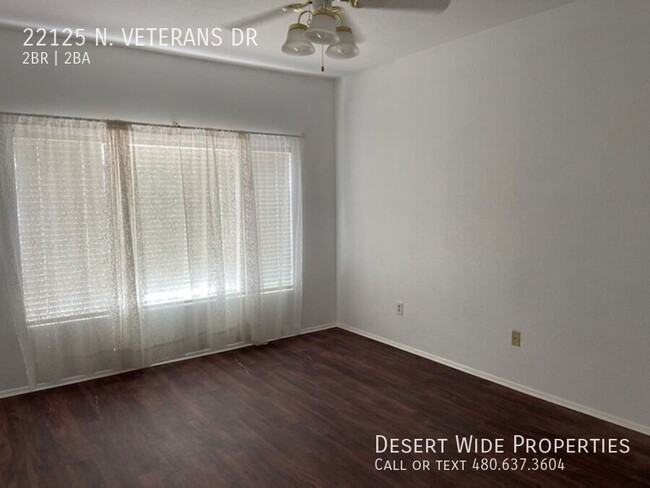 Building Photo - SUN CITY WEST - 2 BEDROOM 2 BATH ADULT COM...