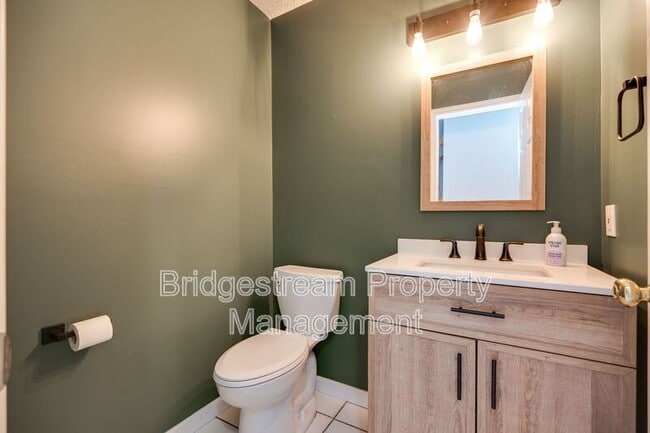 Building Photo - 4448 Forest Ridge Blvd