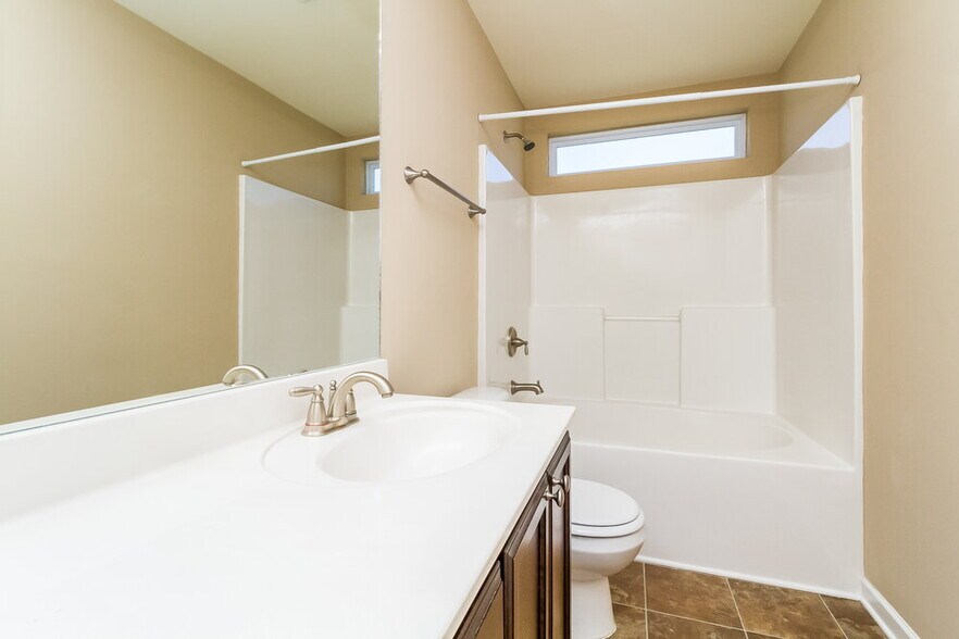 Building Photo - 8006 Alydar Ct