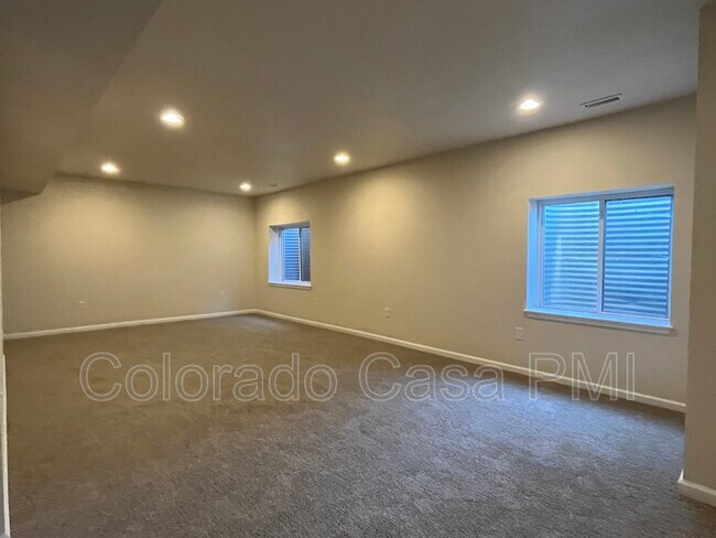 Building Photo - 3450 Foxridge Dr