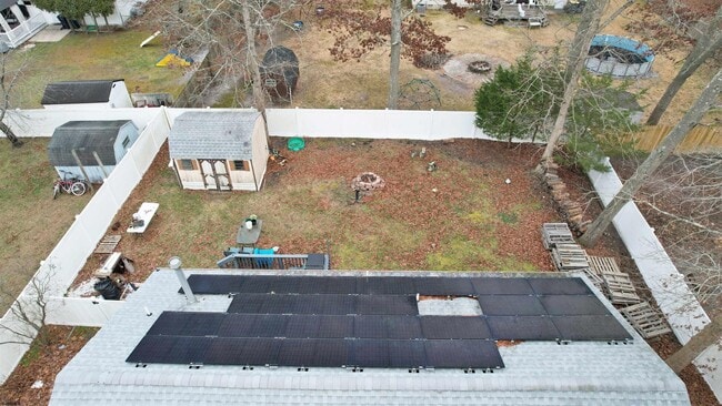 Building Photo - 450 Redwood Ave