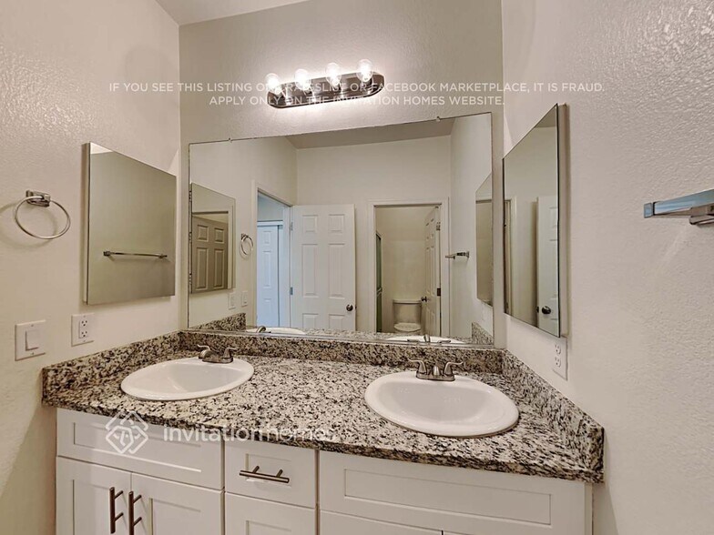 Building Photo - 14619 W Watson Ln