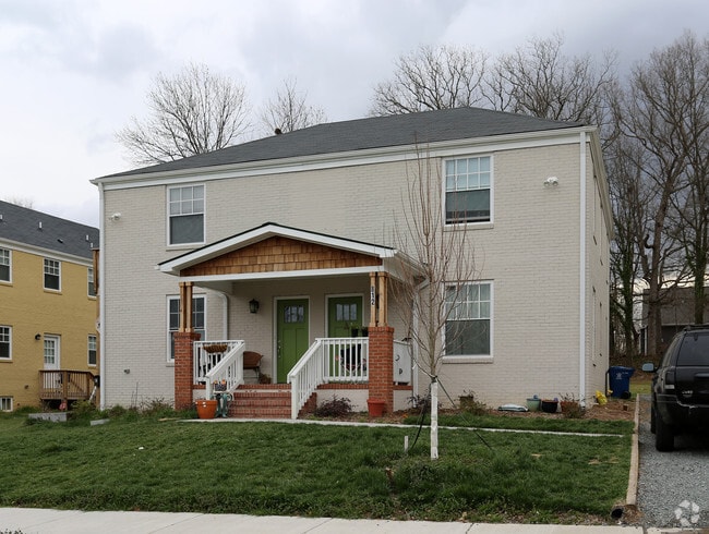 Primary Photo - 812 Madison St