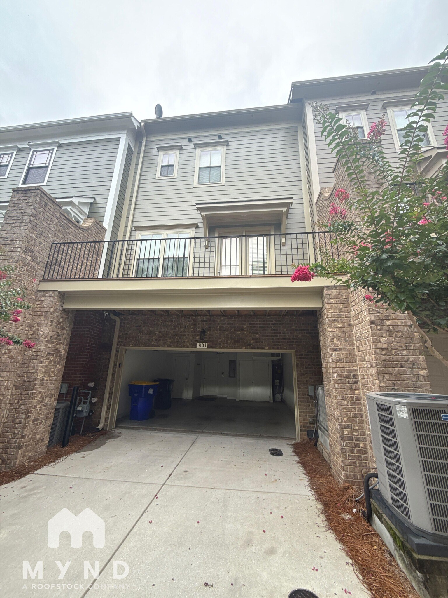 Building Photo - 801 Corduroy Ln