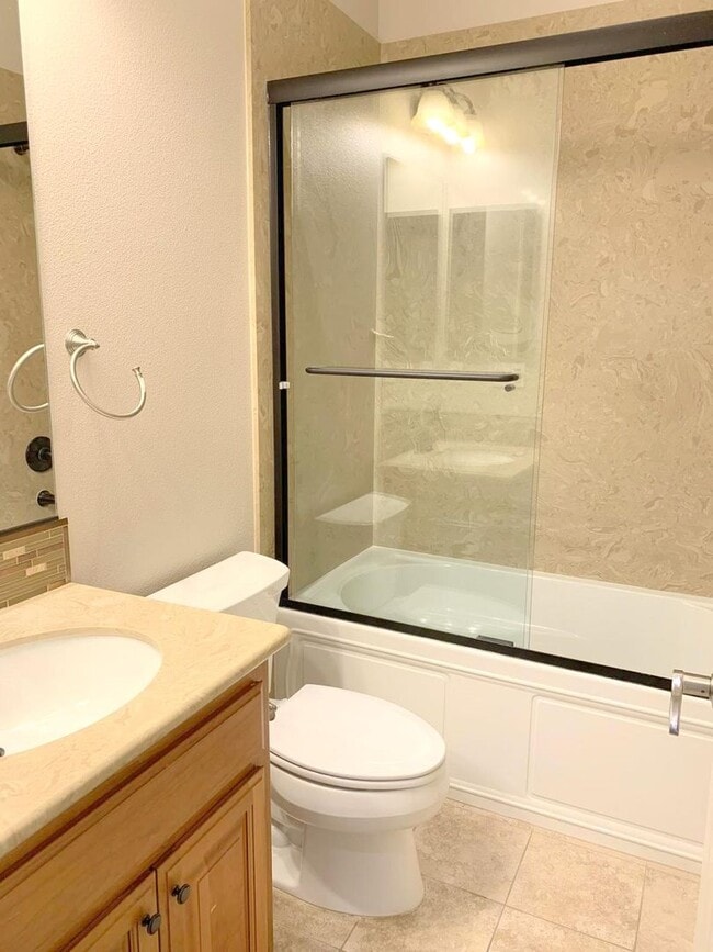 Building Photo - Luxurious & Sought After Home In The Bucolic Hills Of Gated Norris Canyon Estates !