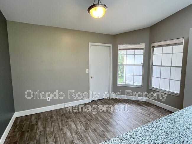 Building Photo - 7931 Merrimac Cove Dr