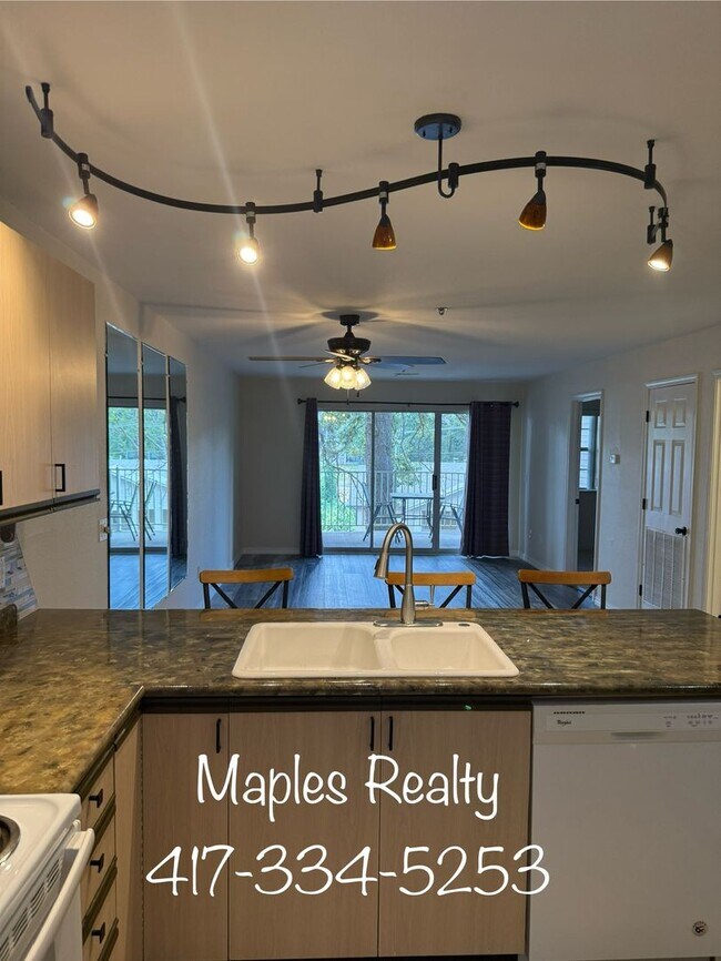 Building Photo - 32 Golfshores Dr