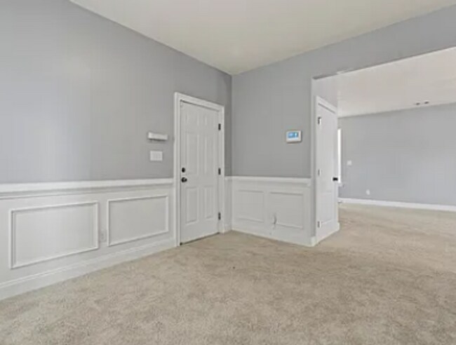 Building Photo - 632 Dunrobin Ln