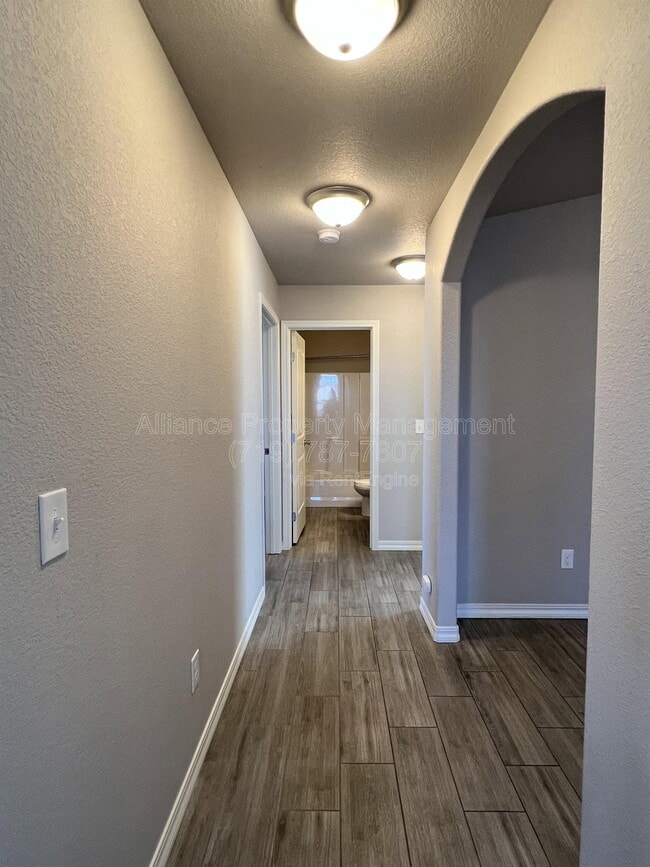 Building Photo - 6602 Watusi Rd
