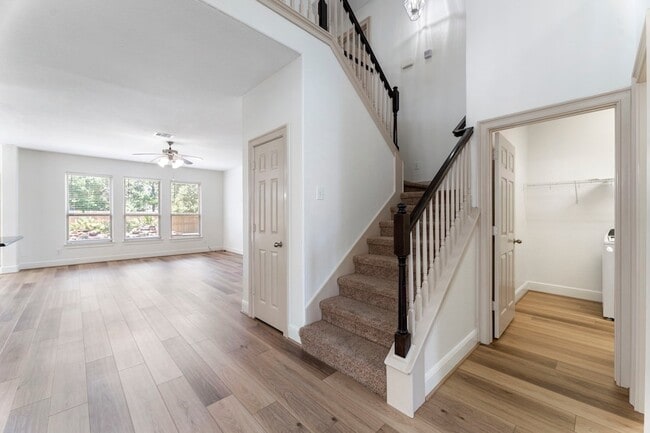 Building Photo - 87 Sagamore Ridge Pl