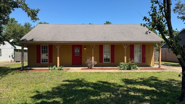 Building Photo - Charming 3-Bedroom Home in Horn Lake-Comfort & Convenience Await!