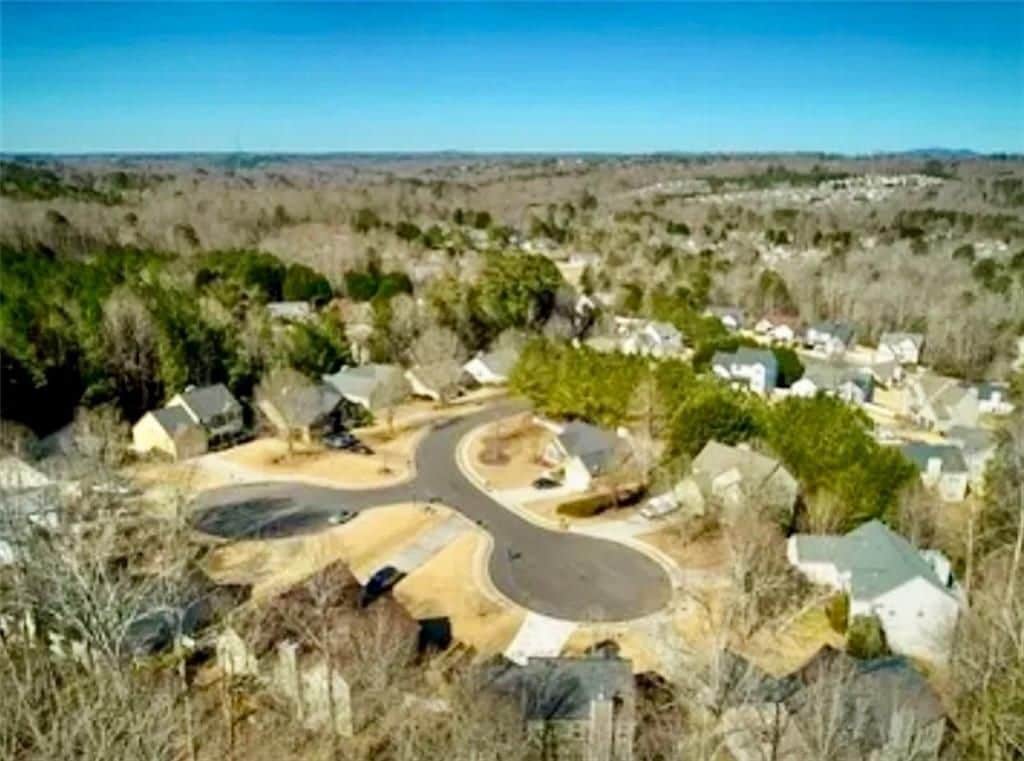 Building Photo - 5706 Amberside Ln NE