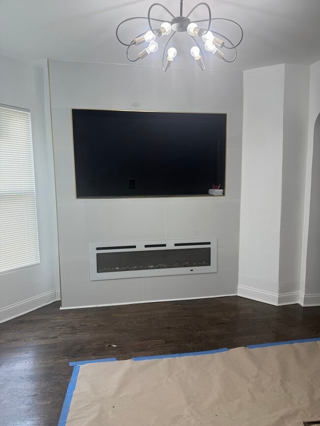 Building Photo - 7326 S Woodlawn Ave