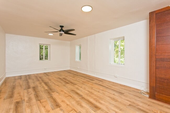 Building Photo - 3125 Huelani Pl