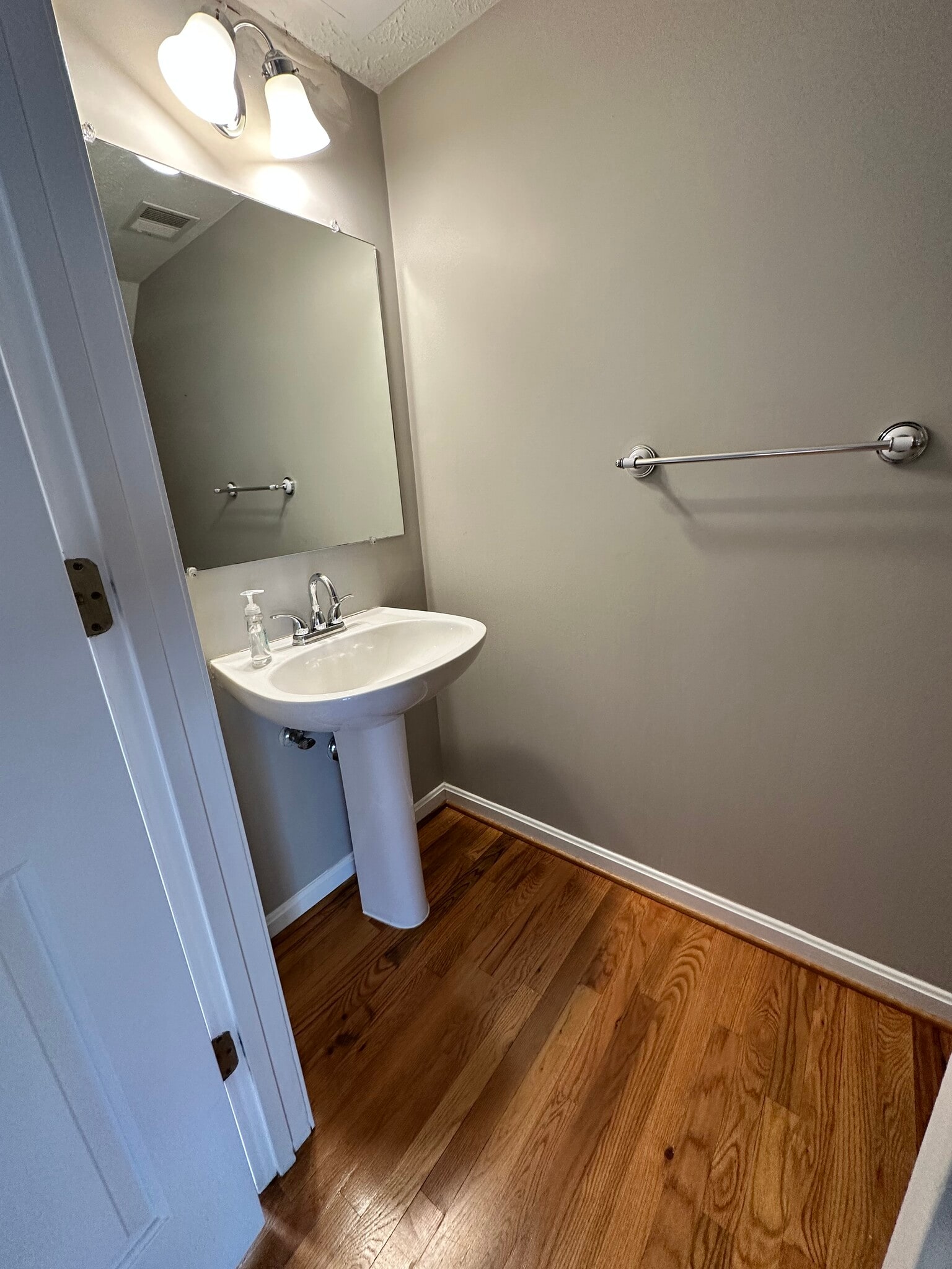 1/2 bath main level - 104 Barrington Ln