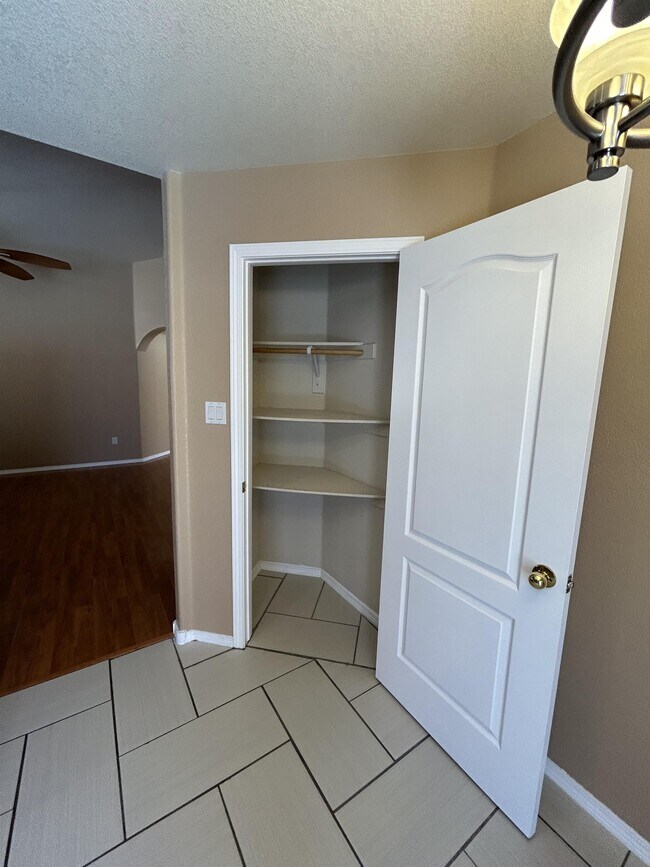 Building Photo - 9609 Vivaldi Trail NW