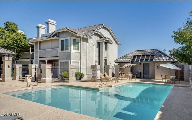 Building Photo - 2910 W Marconi Ave