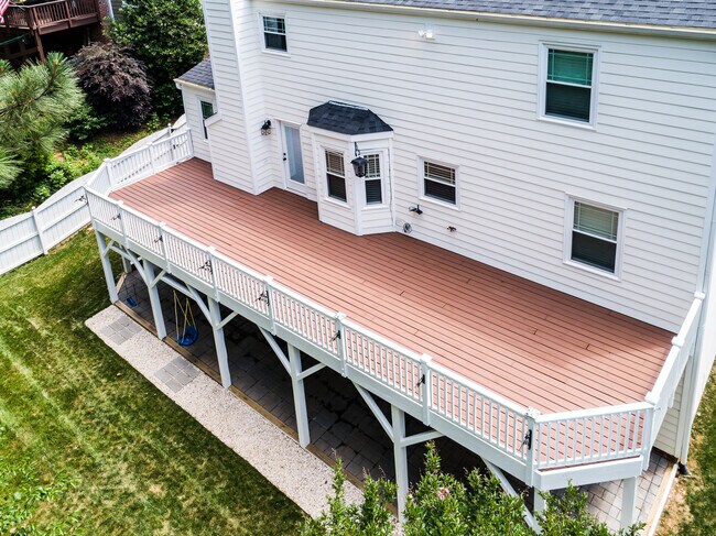 Building Photo - 206 Maumee Ct
