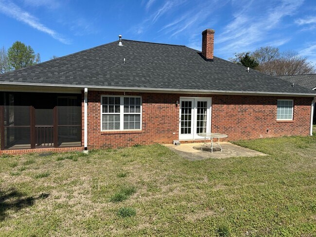 Building Photo - 10 Pasture View Ct