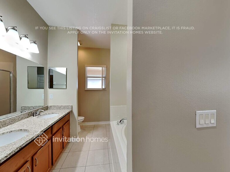 Building Photo - 7203 Wakeview Dr